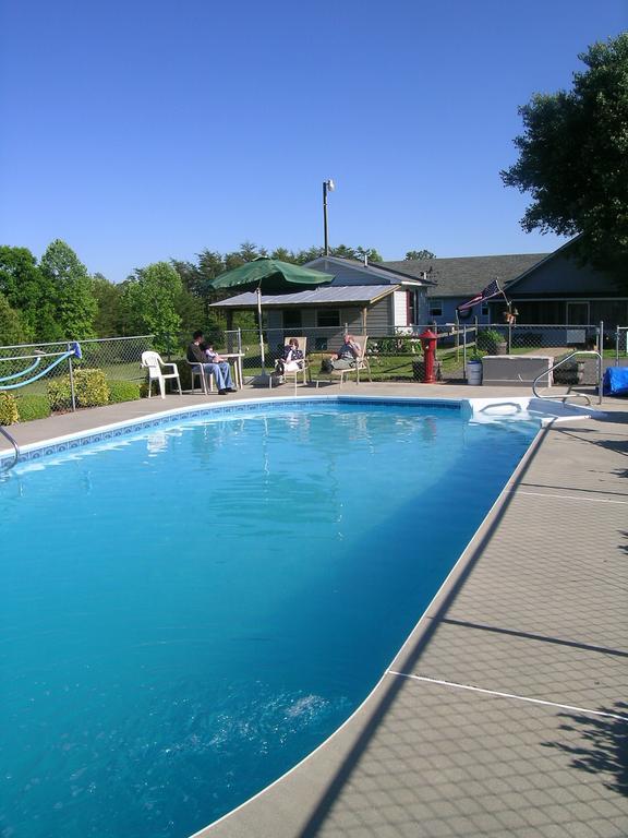 Wolf Creek Farm B&B And Motorcycle Manor At Wolf Creek Farm, Llc Ararat Εξωτερικό φωτογραφία